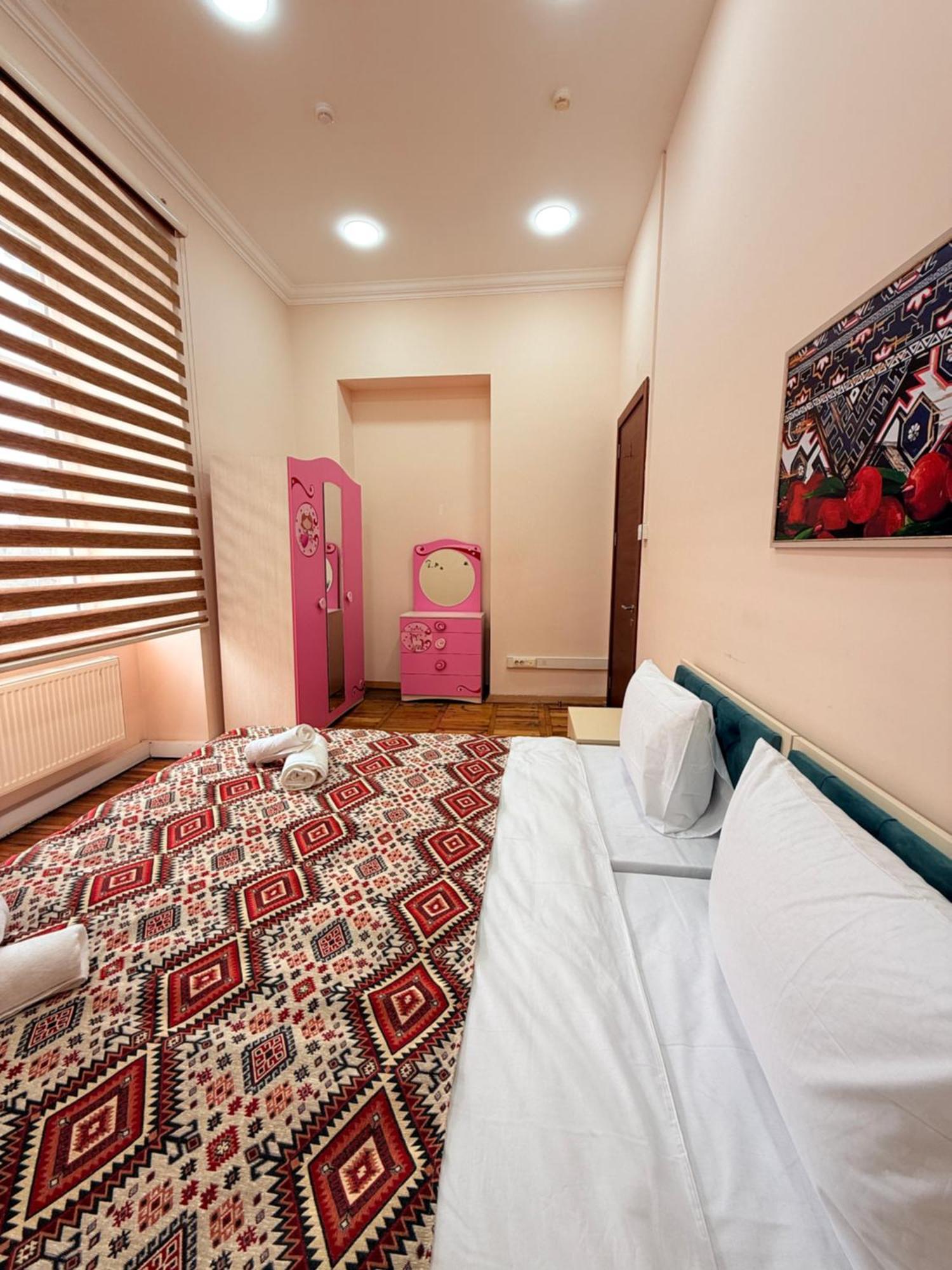 Alara Inn Hostel & Hotel Baku Bagian luar foto