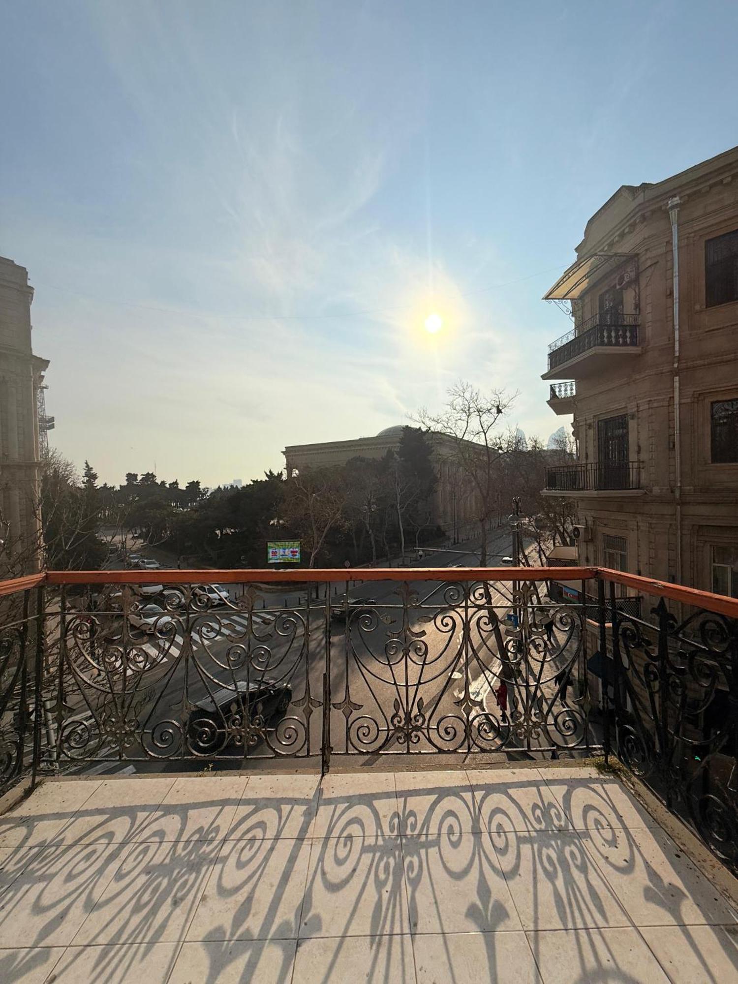 Alara Inn Hostel & Hotel Baku Bagian luar foto