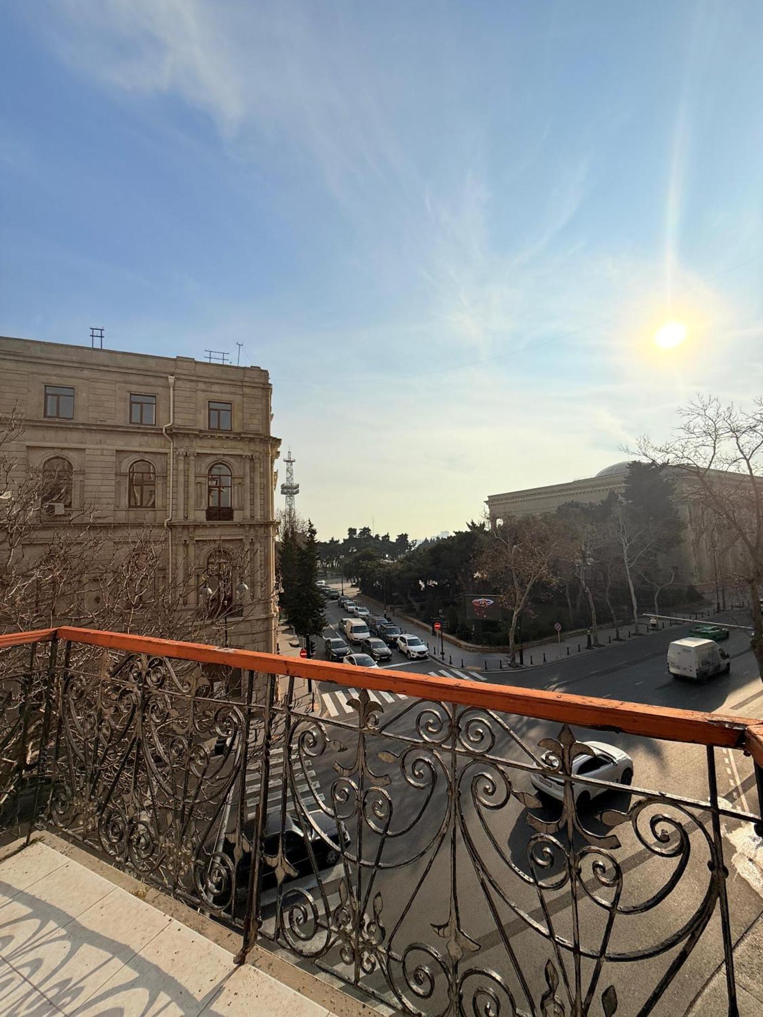 Alara Inn Hostel & Hotel Baku Bagian luar foto