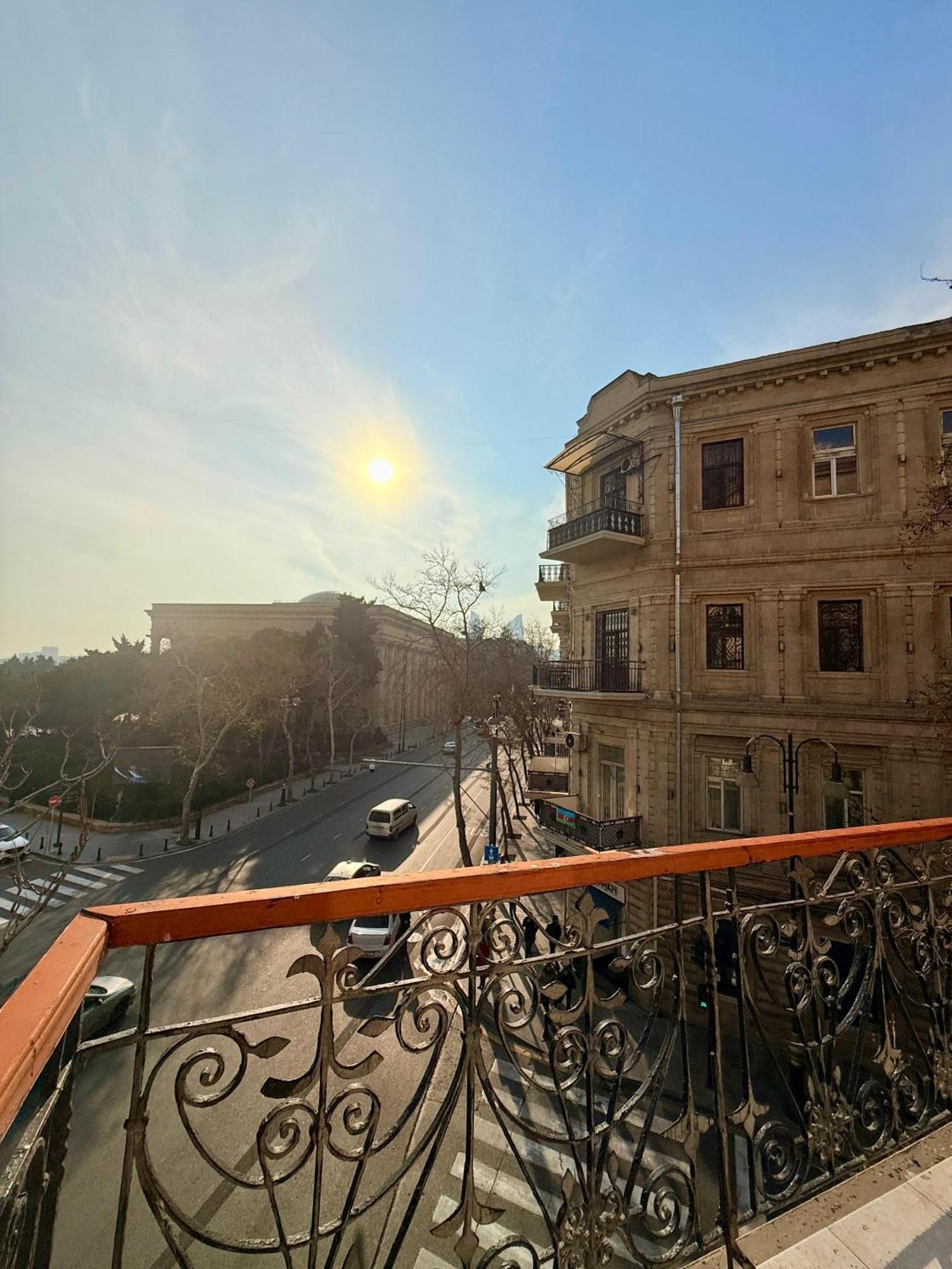 Alara Inn Hostel & Hotel Baku Bagian luar foto
